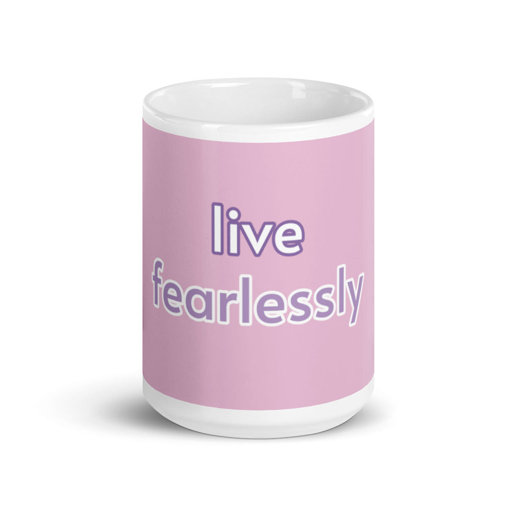 'live fearlessly' Mug